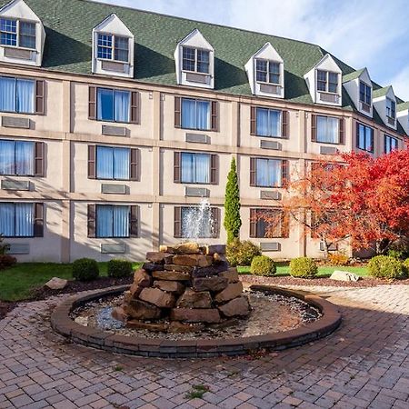 Chateau Resort & Conference Center Танерсвил Екстериор снимка
