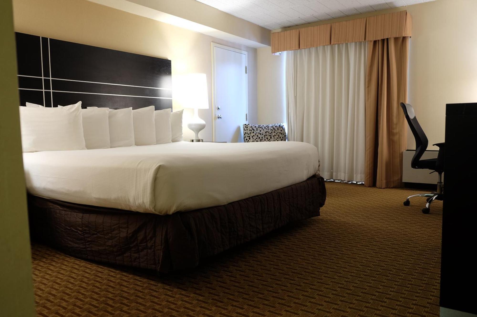 Chateau Resort & Conference Center Танерсвил Екстериор снимка