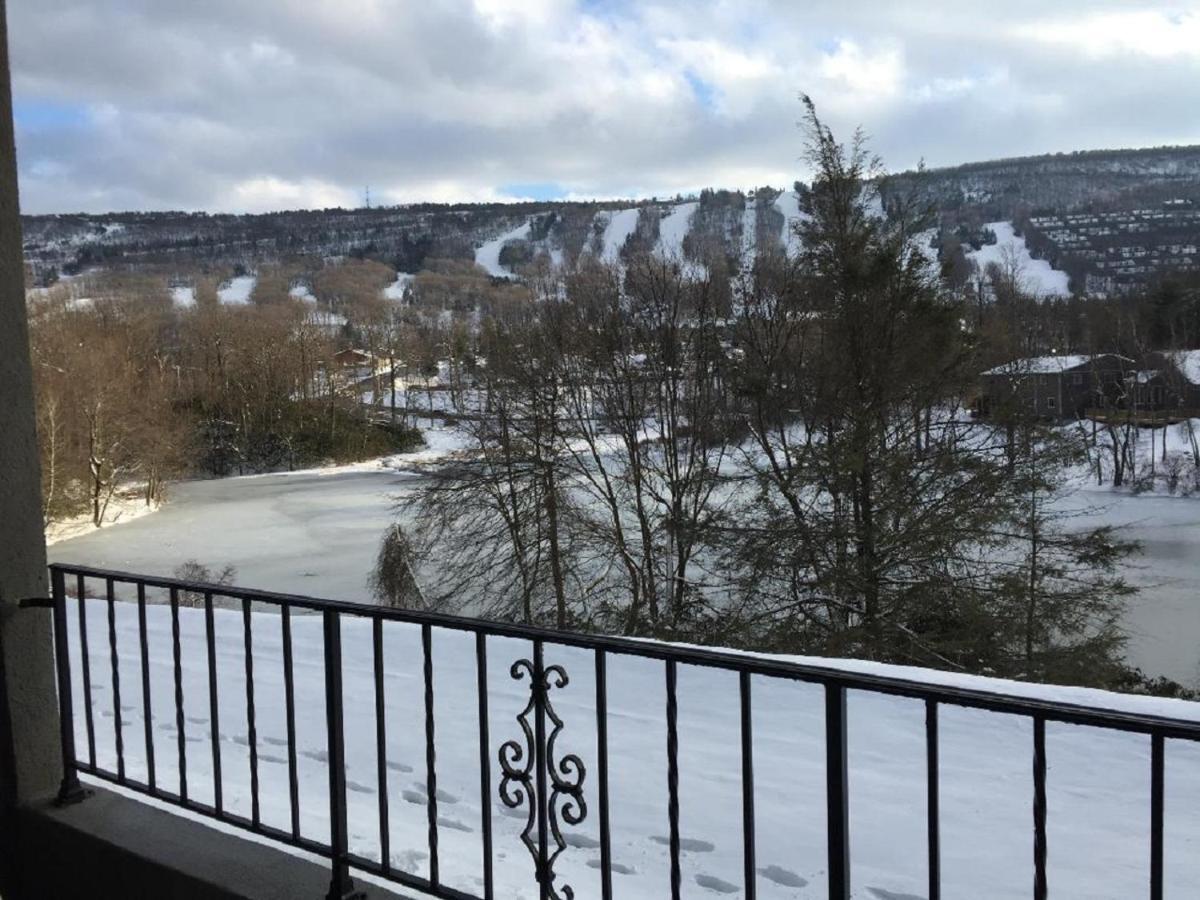 Chateau Resort & Conference Center Танерсвил Екстериор снимка