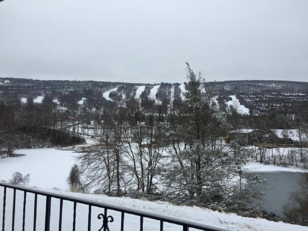 Chateau Resort & Conference Center Танерсвил Екстериор снимка